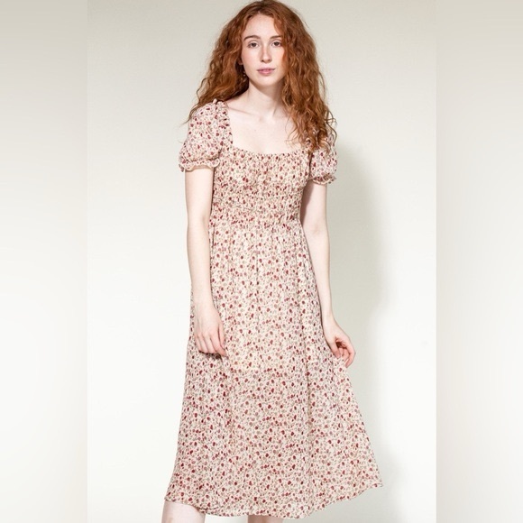 Pink Martini Floral Top with Red and White Details - Picture 5 of 13